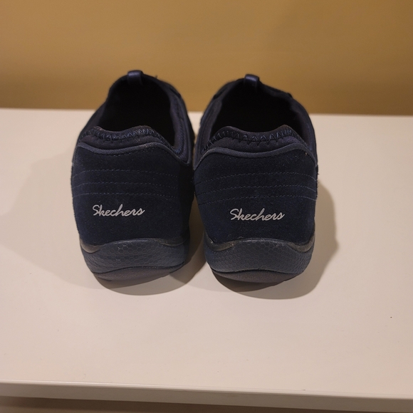 New Skechers Size 10 - Picture 7 of 7